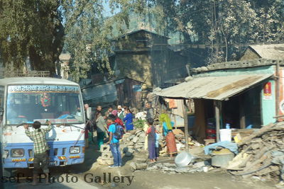 Hütten
05.11.2012
Hütten an der Straße nach Chitwan und  Pokhara
Schlüsselwörter: Nepal Chitwan