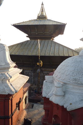 Pashupatinath 4
08.11.2012
einer der wichtigsten hinduistischen Tempel
Schlüsselwörter: Nepal Kathmandu