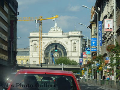 Budapest
11.07.
Durchfahrt durch Budapest vorbei am Bahnhof Keleti Palyaudvar
Schlüsselwörter: Budapest Fahrt