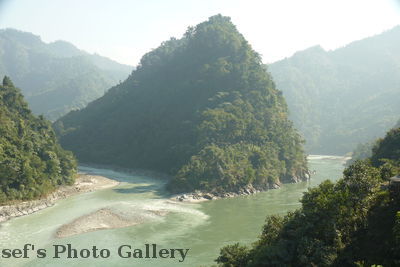 Fluss
06.11.2012
Zusammenfluss von zwei Flüssen
Schlüsselwörter: Nepal Pokhara