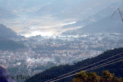 Sonnenaufgang 4
07.11.2012
Blick hinunter nach Pokhara
Schlüsselwörter: Nepal Pokhara