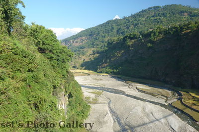 Fluss
07.11.2012
Schlüsselwörter: Nepal Pokhara
