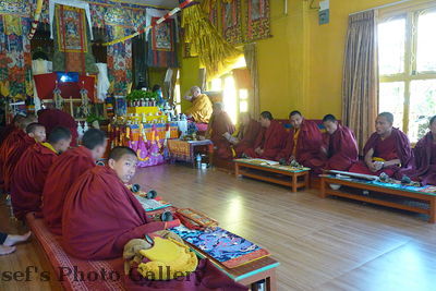 Tibetcenter 6
07.11.2012
Im Tempel
Schlüsselwörter: Nepal Pokhara