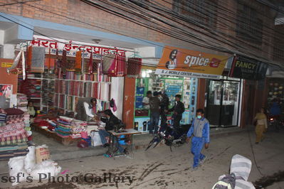 Geschäfte 1
07.11.2012
Schlüsselwörter: Nepal Kathmandu