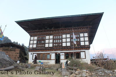 Haus
09.11.2012
Typisches Gebäude in Bhutan
Schlüsselwörter: Bhutan Timphu